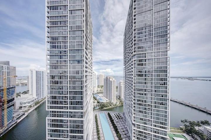 Apartment Icon Brickell