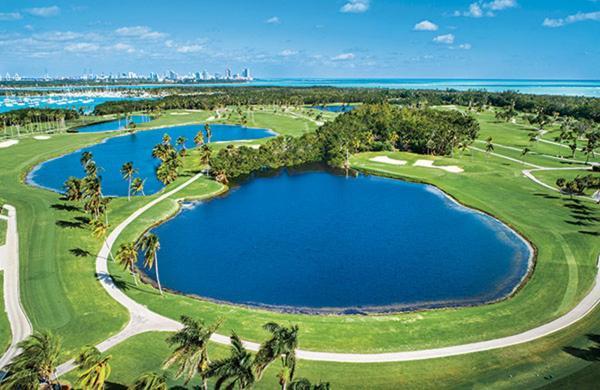Apartment Gorgeous Beachy Chic In Key Biscayne
