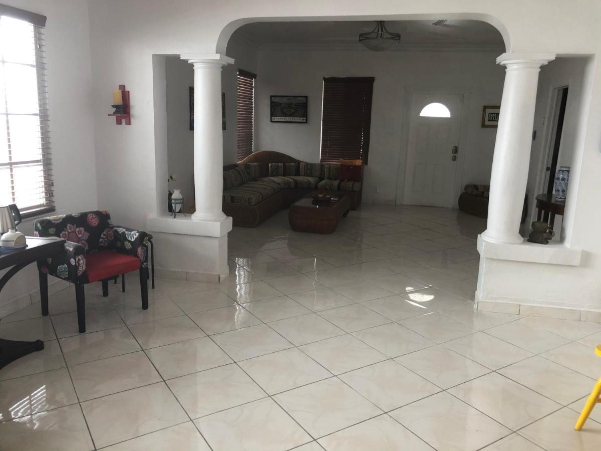 Homestay Private Next To Calle Ocho Miami