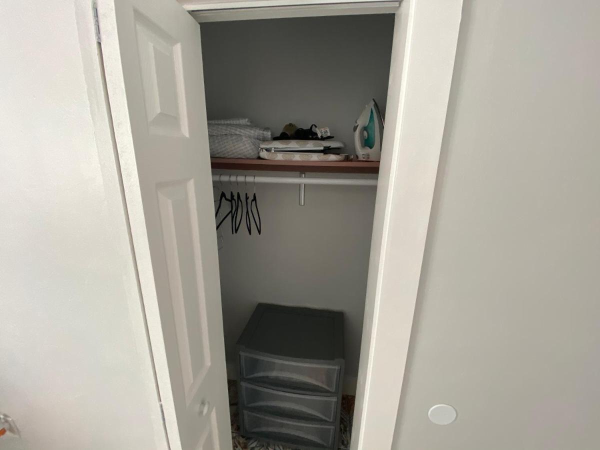 Main House 3 Bed 2 Bath & 1 Bed 1 Bath * Miami