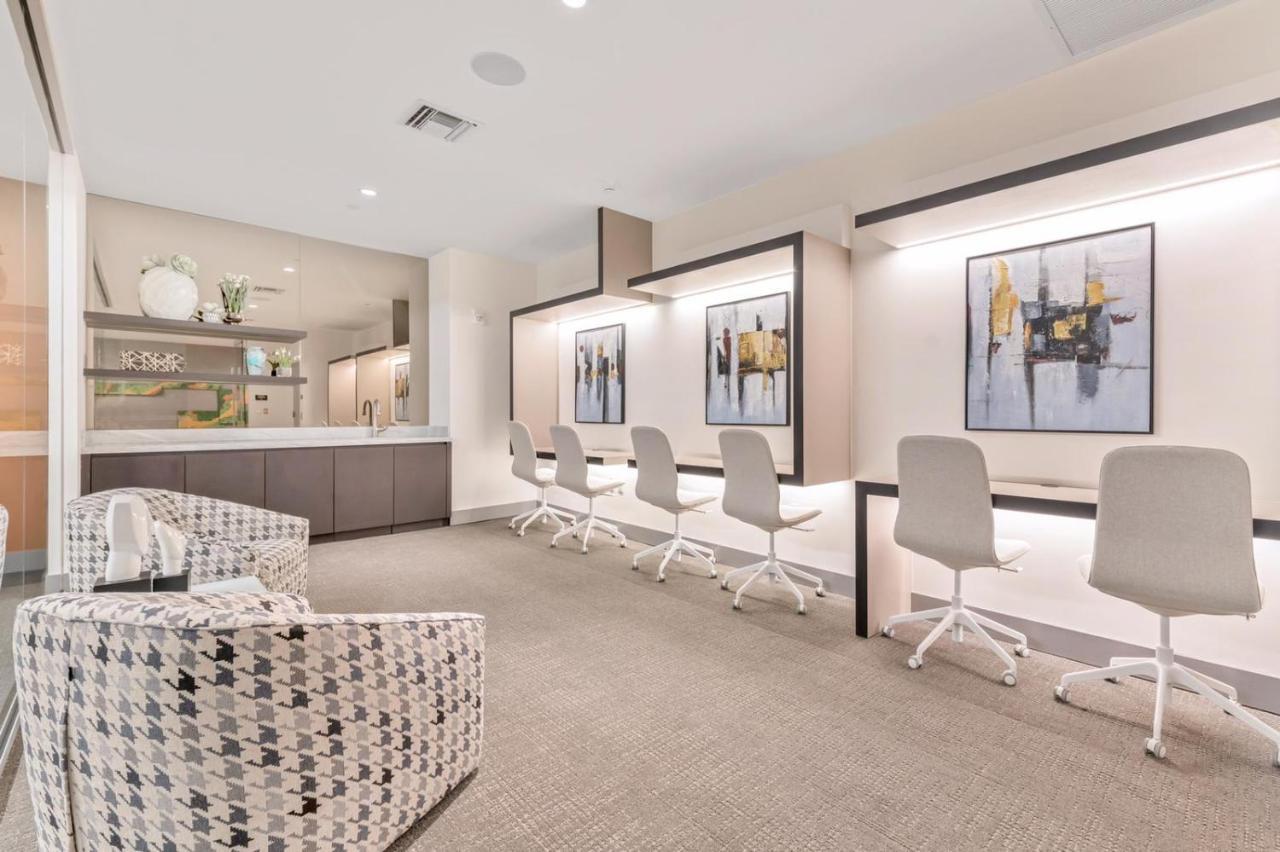Apartment Luxury 2bd In Downtown Doral