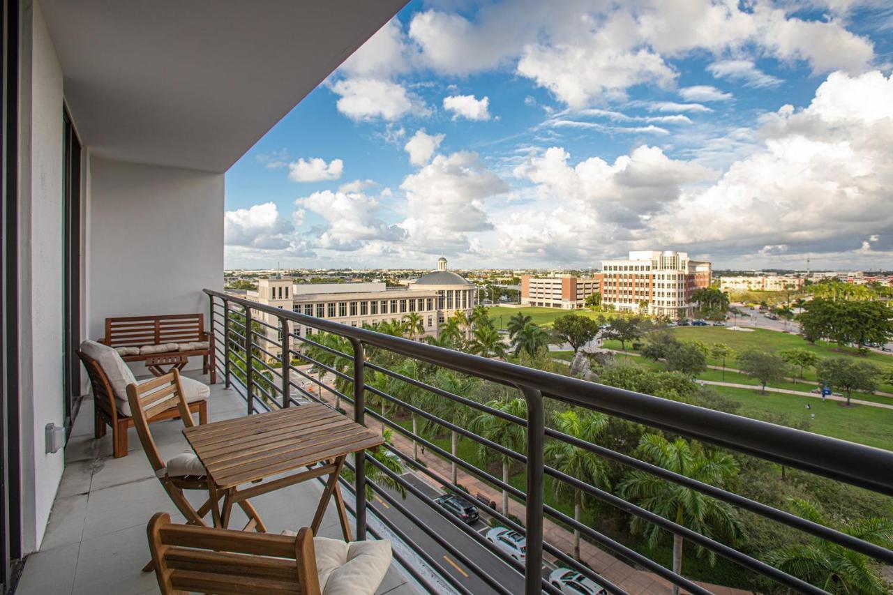 Apartment Luxury 2bd In Downtown Doral