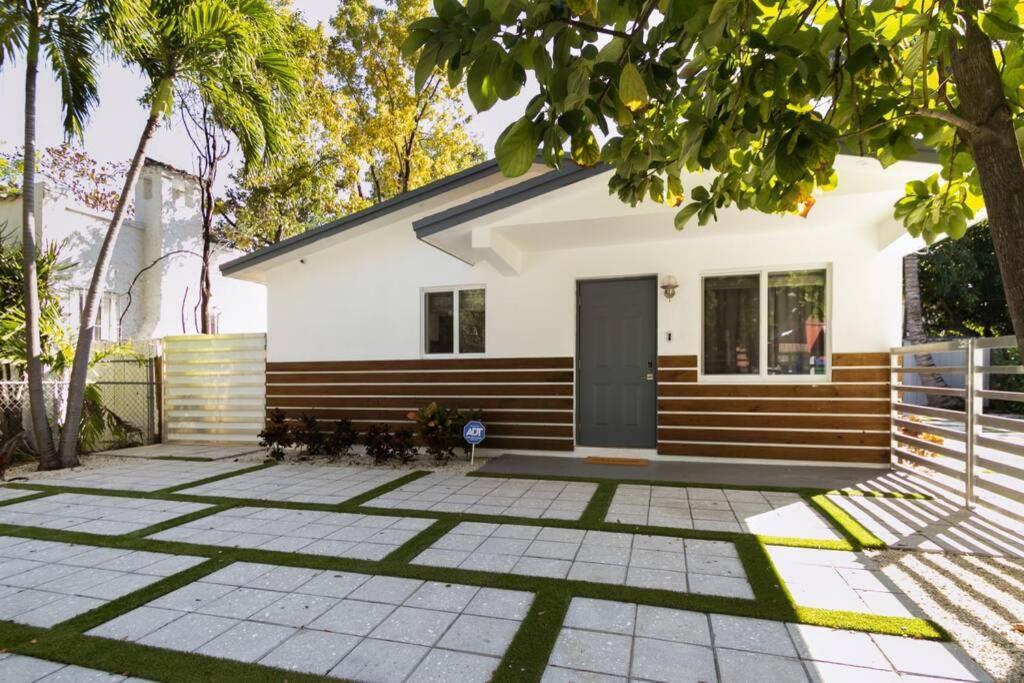 Casa Madeira 2@ The Heart Of Design District Holiday home *