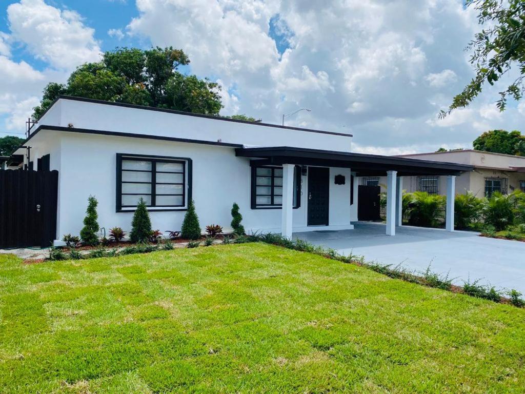 La Casona Holiday home Miami