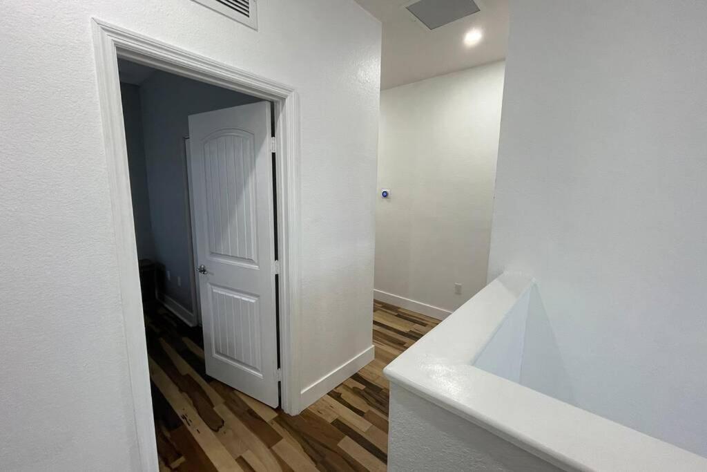 Villa Yenya Miami