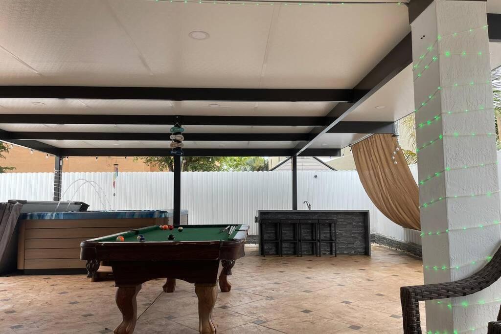 Yenya Villa Miami