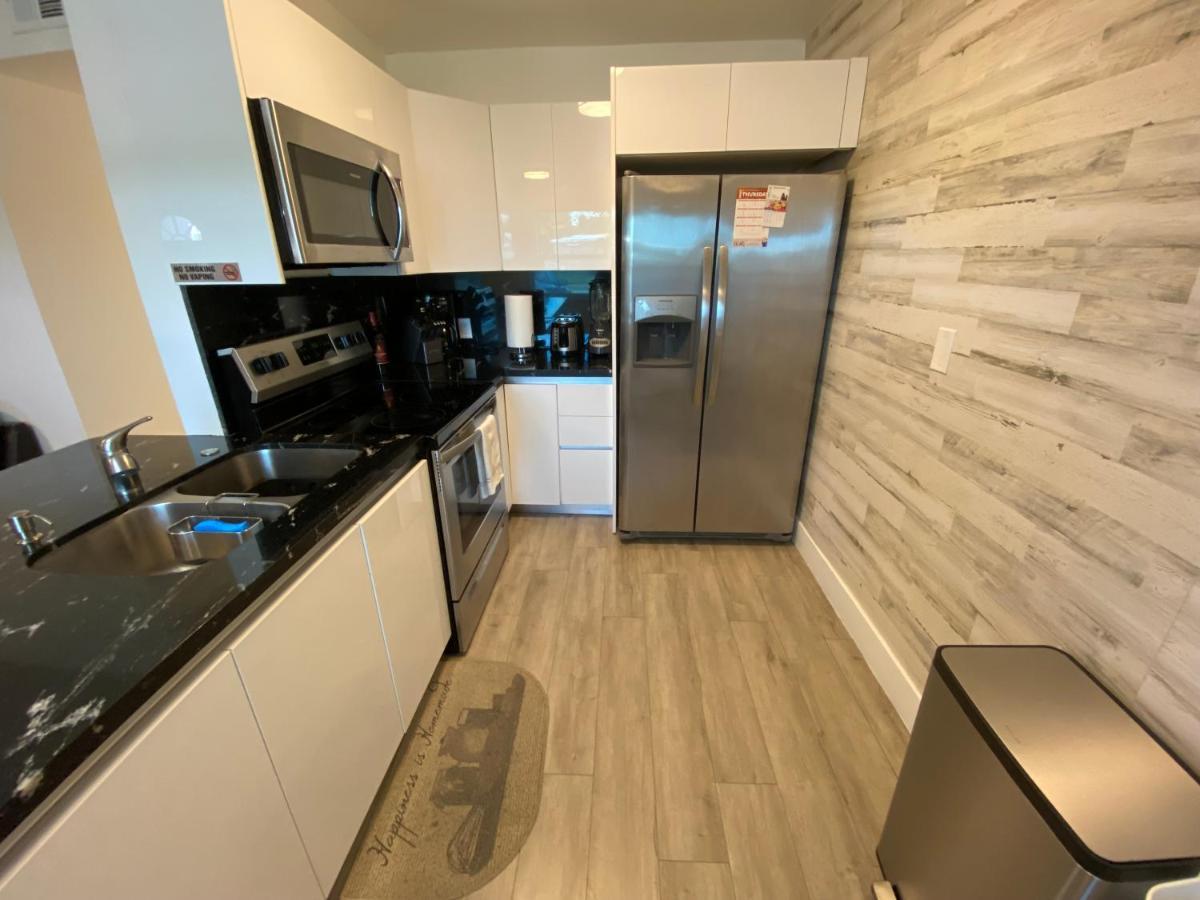 Homestay Main House In Miami