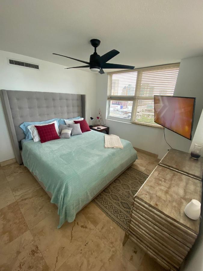 Homestay Comfortable In The Brickell Center Area
