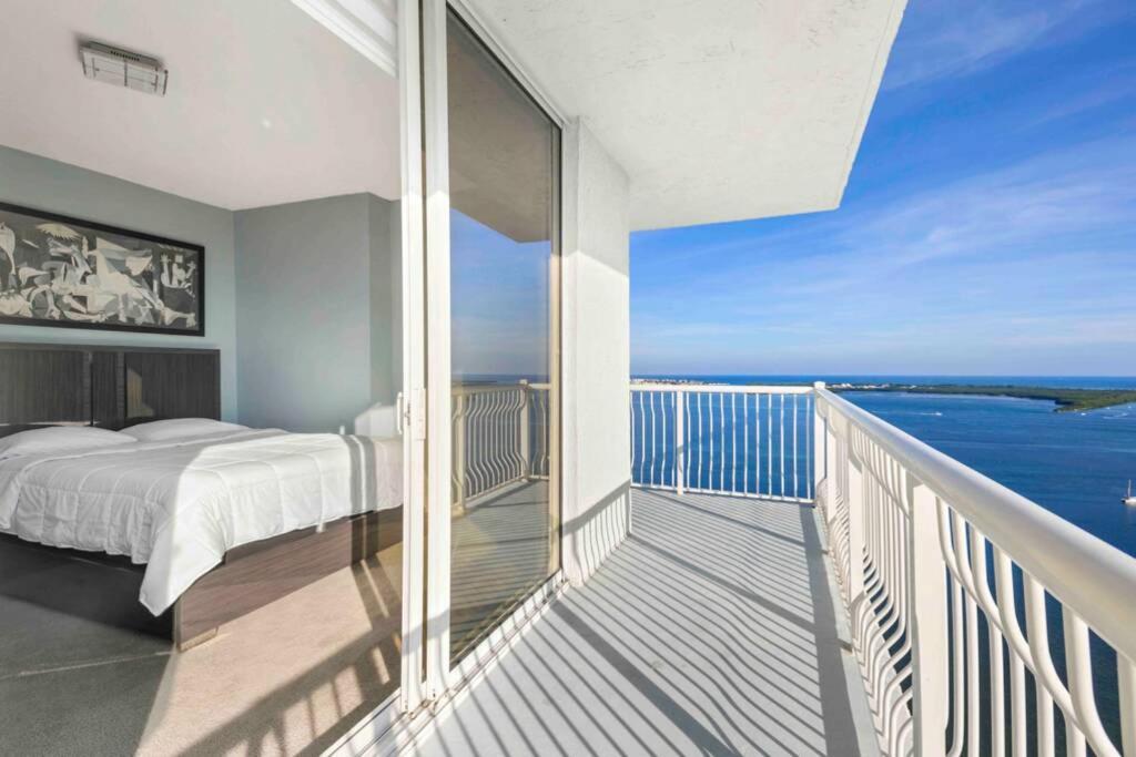 Stunning 2br Penthouse Brickell/direct Oceanview!! * Miami
