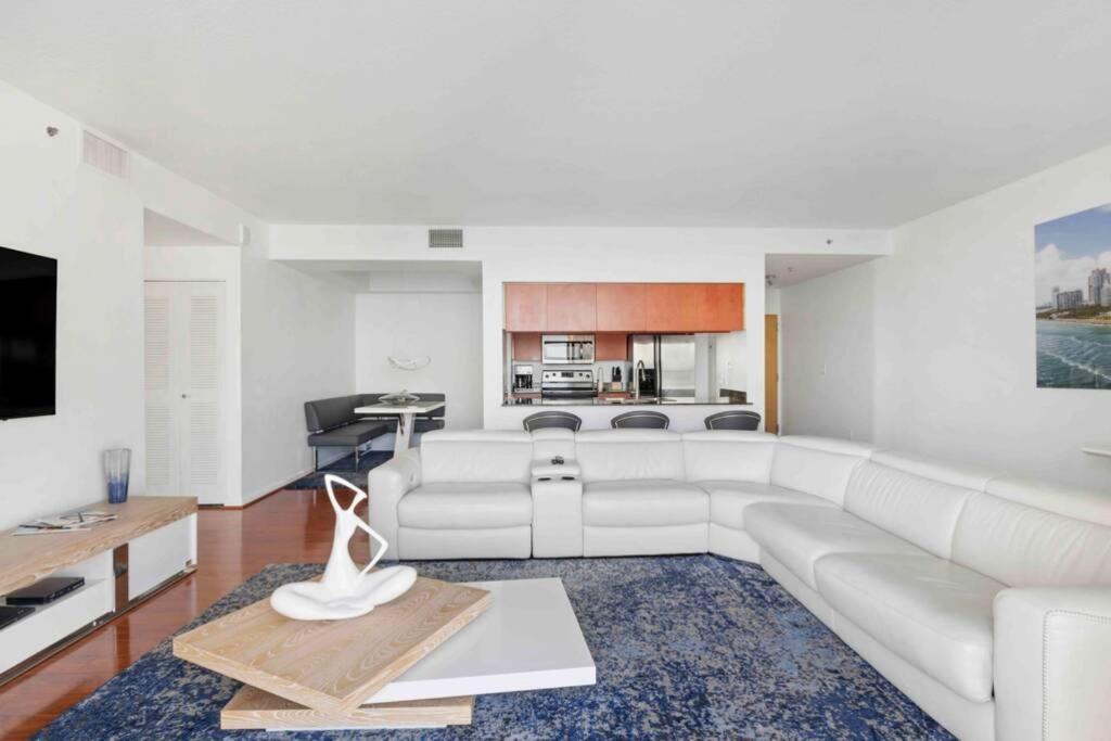 Stunning 2br Penthouse Brickell/direct Oceanview!! Miami
