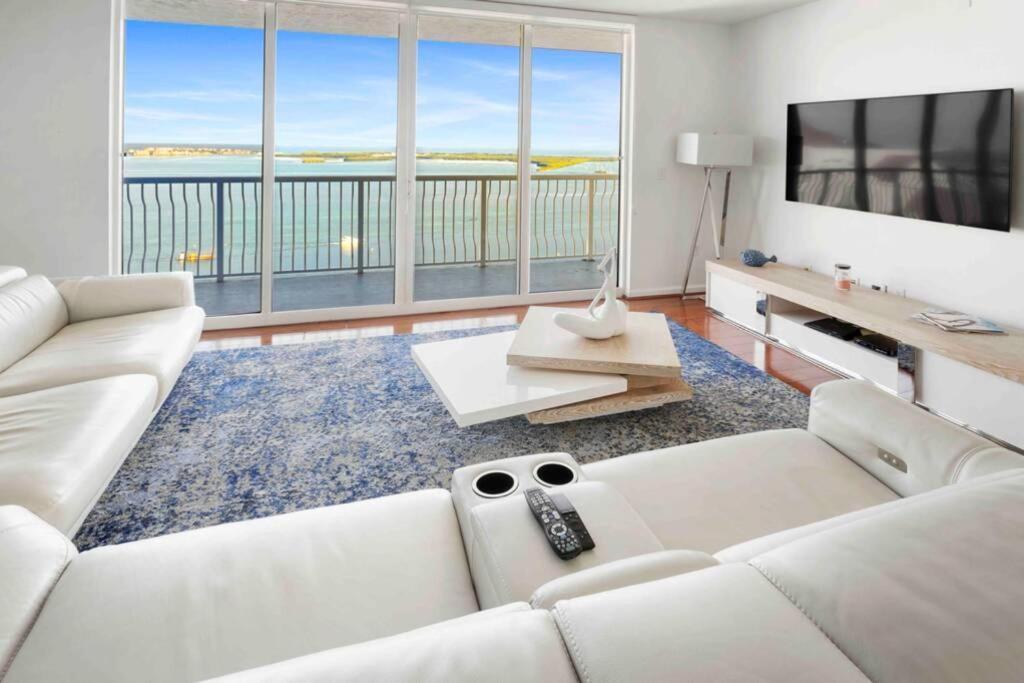 Stunning 2br Penthouse Brickell/direct Oceanview!!