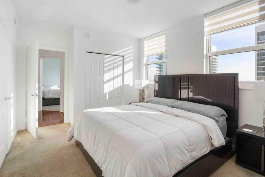 Apartment Stunning 2br Penthouse Brickell/direct Oceanview!! Miami