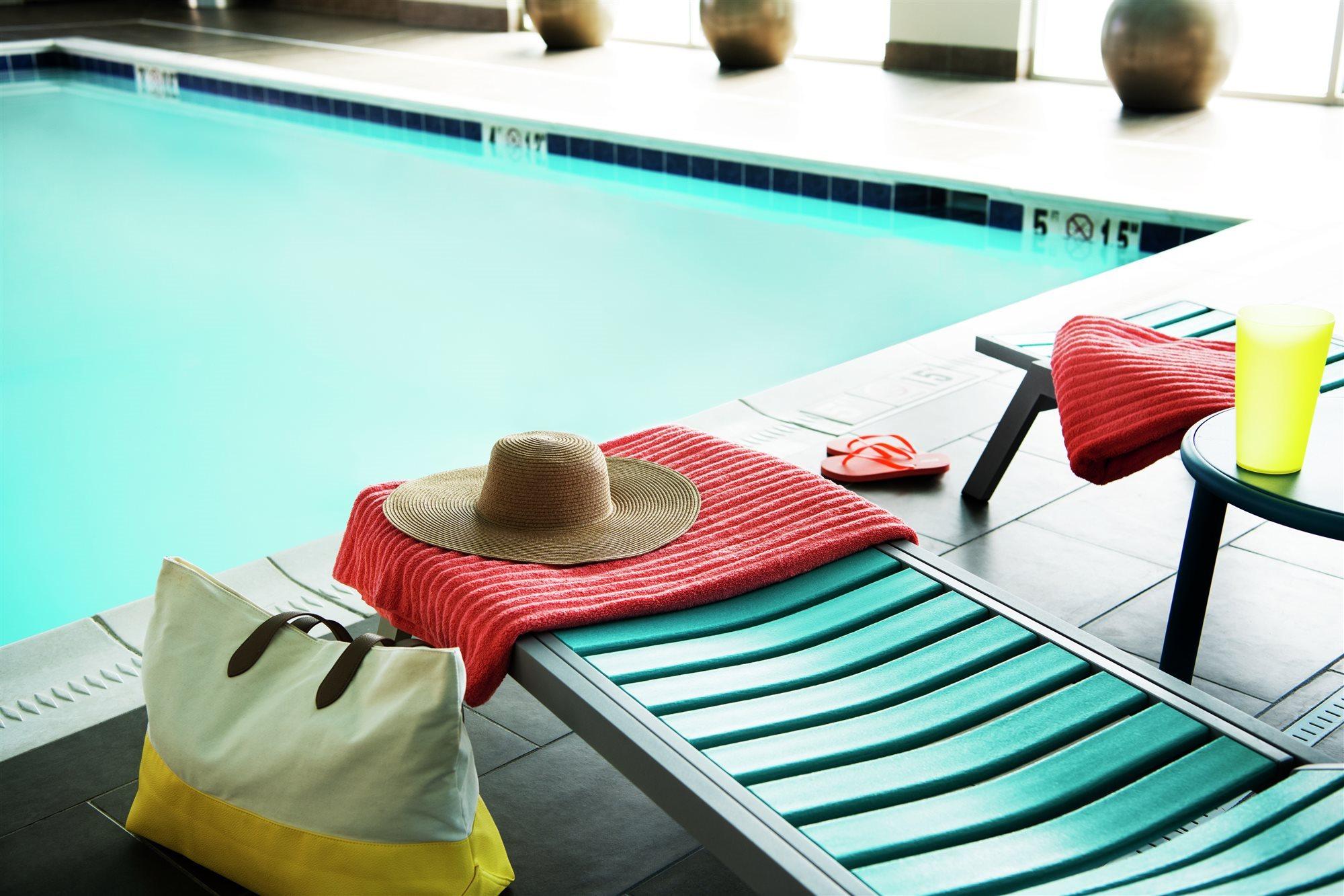 Home2 By Hilton Miami Airport South Blue Lagoon 3*