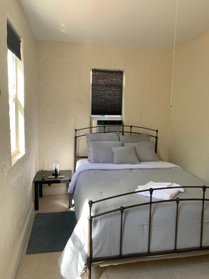 Homestay Cozy House 2 - Cute Private - Close To Airport & Free Parking Miami