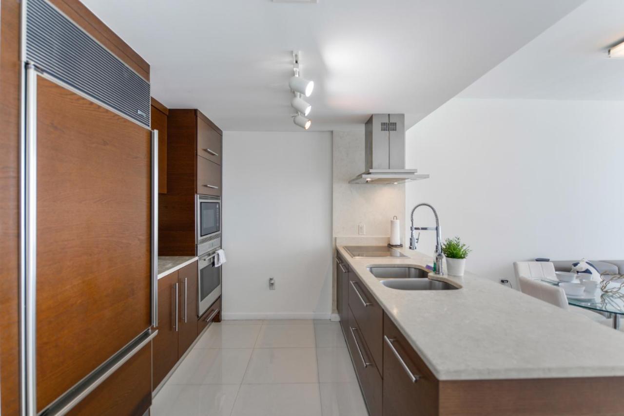 Icon Brickell Residences Apartment Miami