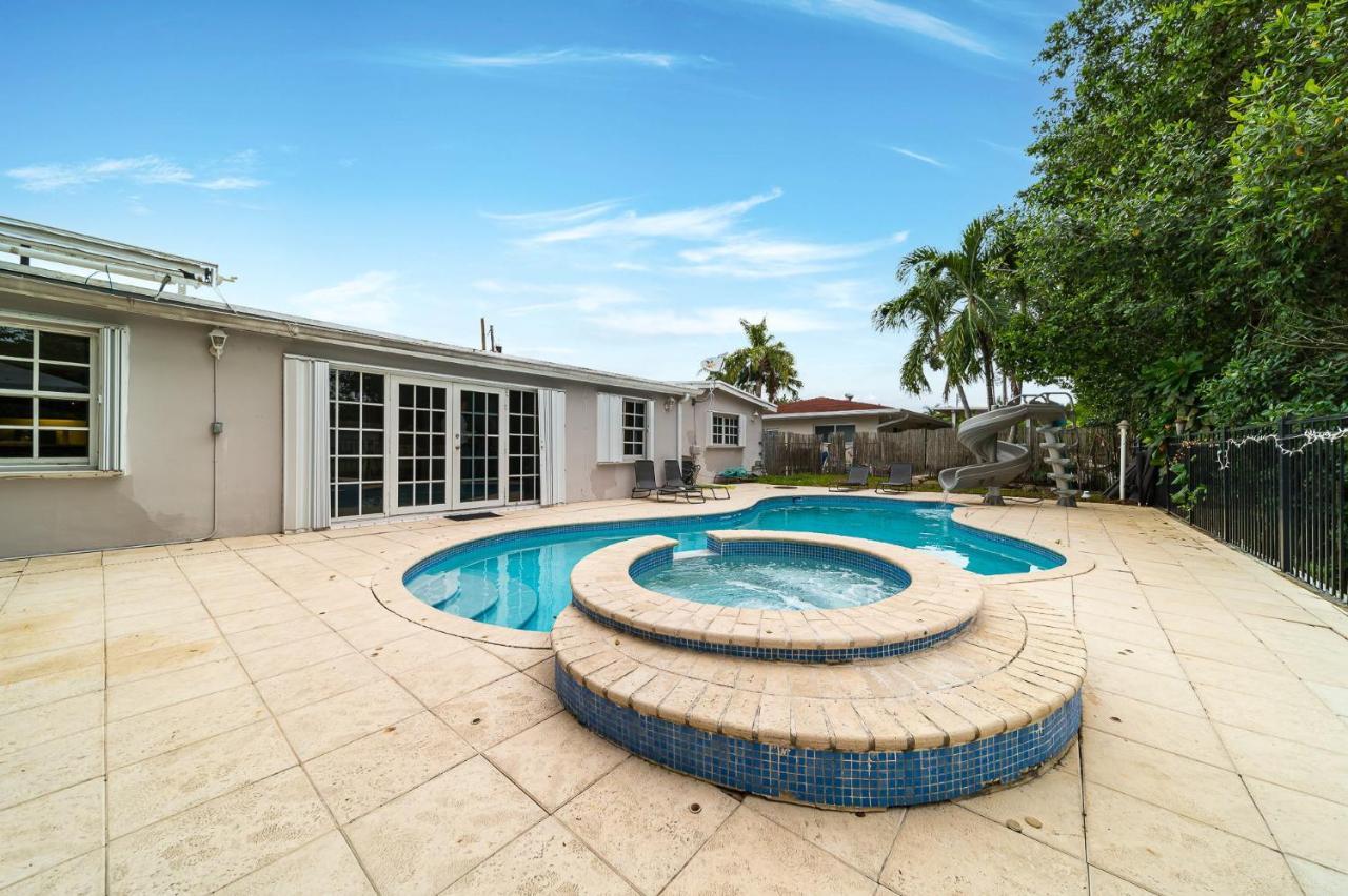 Pool House