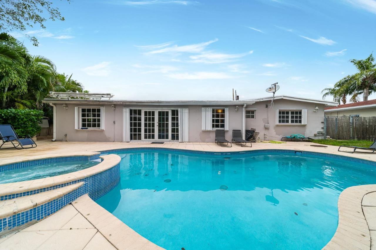 Pool House Miami