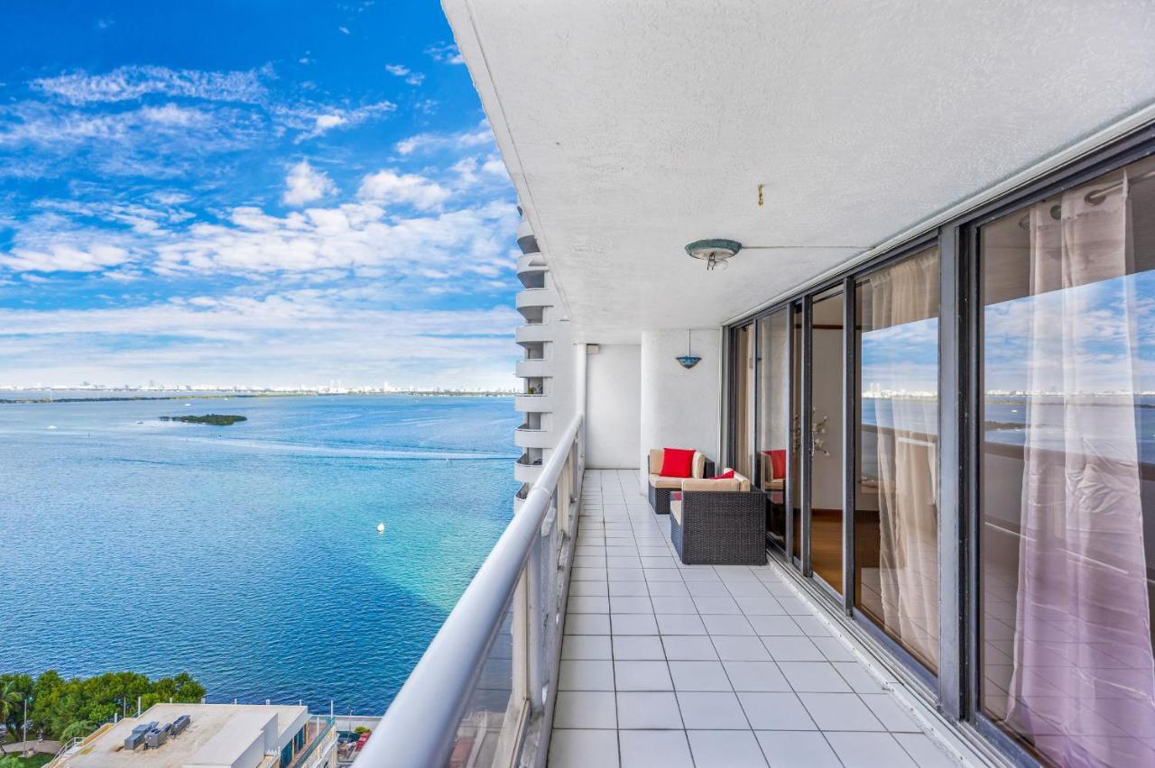 Apartment Stunning Balcony Views 4 Bedroom