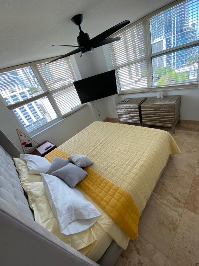 Comfortable In The Brickell Center Area