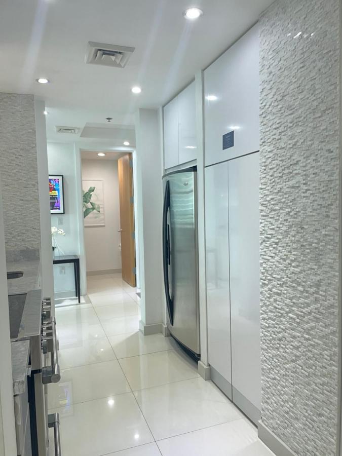 3 Bedroom In The Heart Of Brickell Sleeps 8 Apartment *