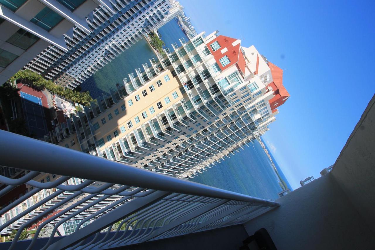Brickell Bay Haven Apartment *