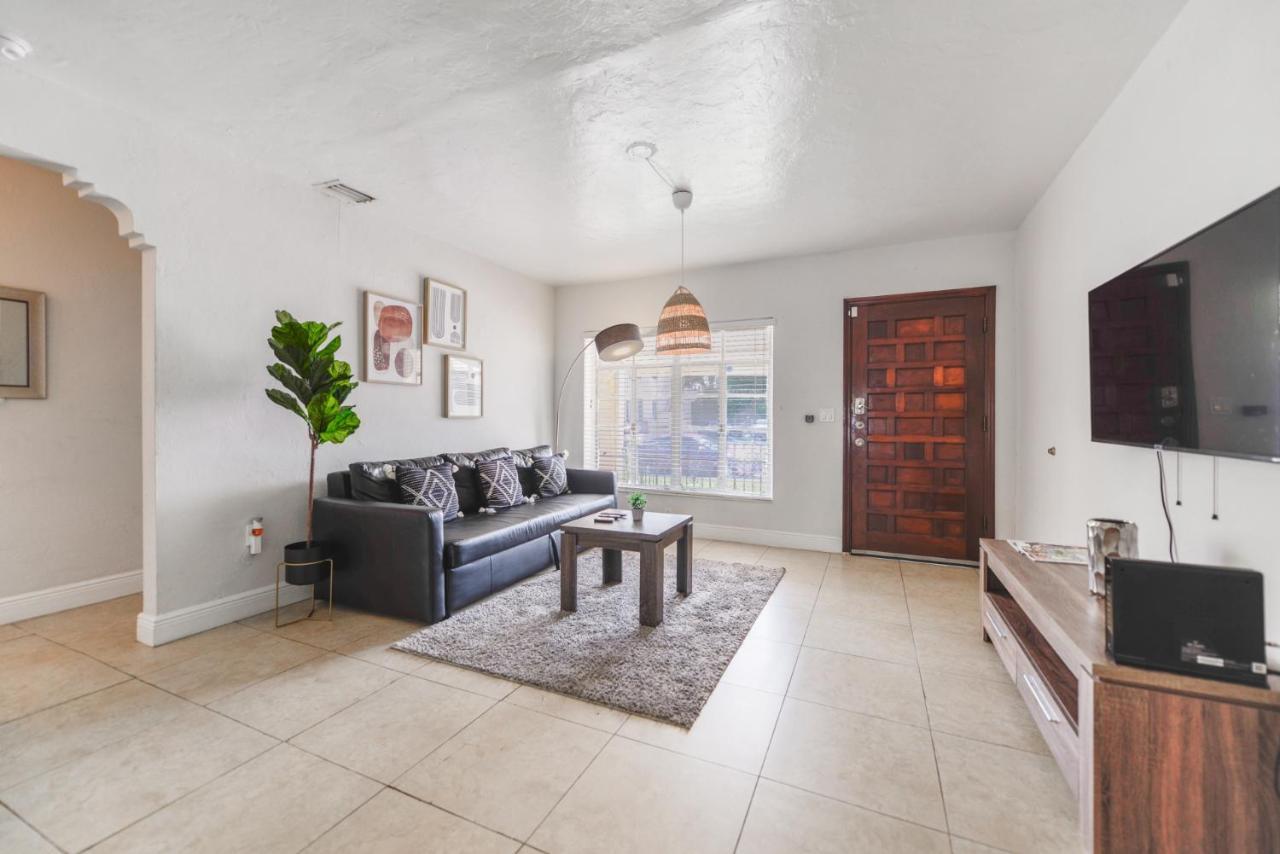 Amazing 3br House 5 Minutes From Marlins Park *