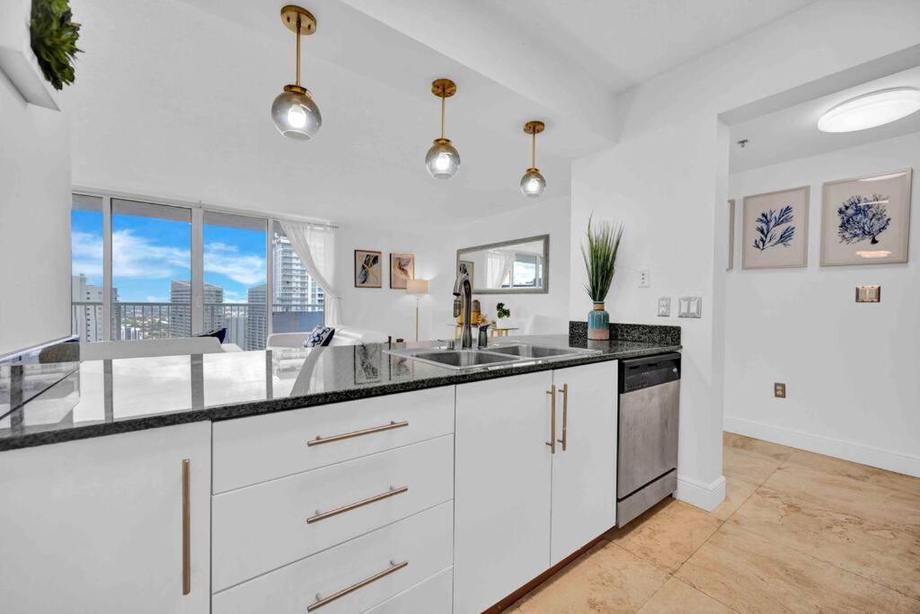 40th Floor Priceless Unit Location *