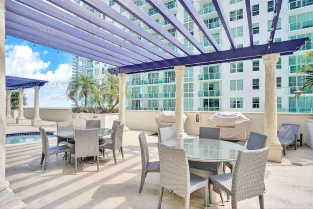 40th Floor Priceless Unit Location * Miami