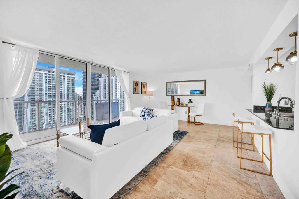40th Floor Priceless Unit Location