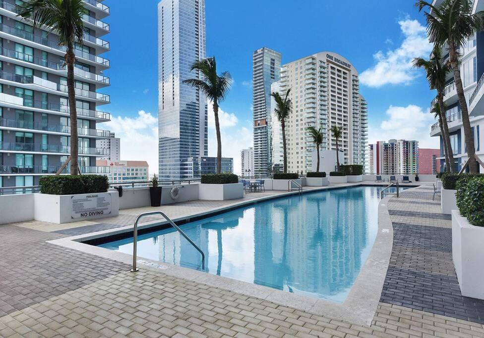 Apartment 40th Floor Priceless Unit Location Miami