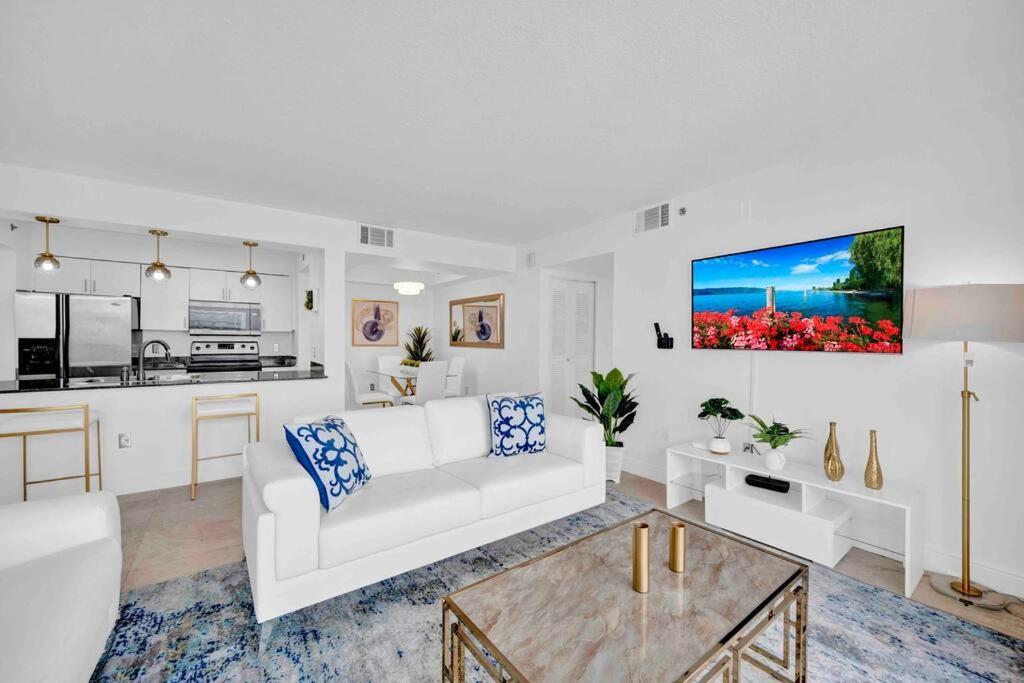 40th Floor Priceless Unit Location *