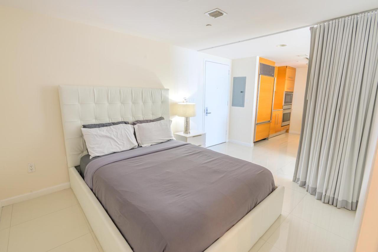 Icon Brickell Residences * Miami