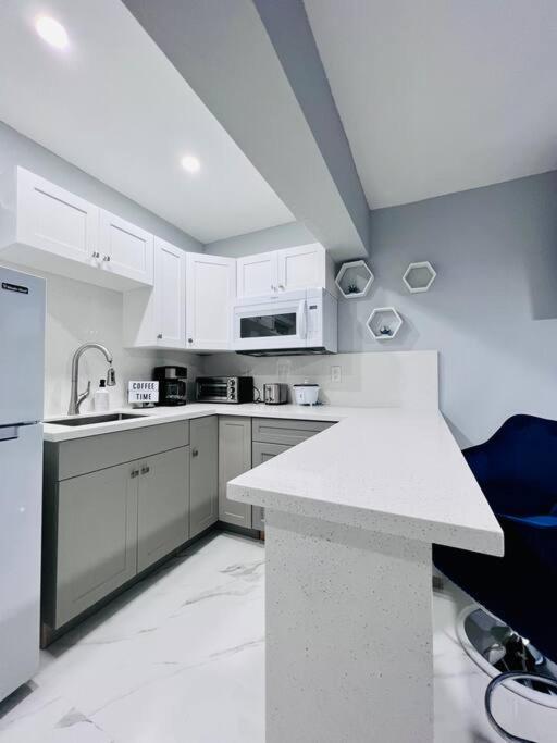 Blue Eyes Apartment