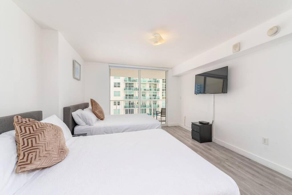 Apartment Gorgeous 2br In The Heart Of Brickell, Free Parking