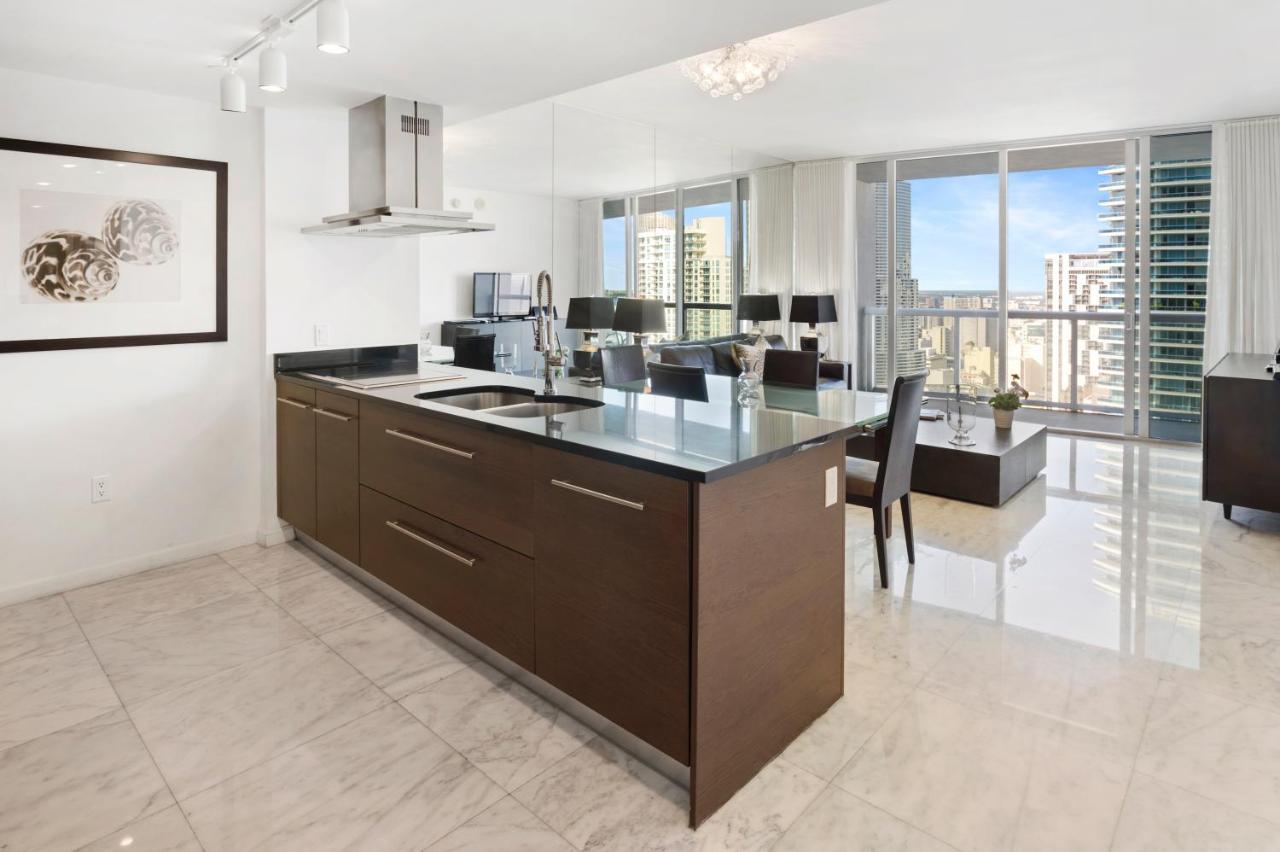 Icon Brickell Residences * Miami