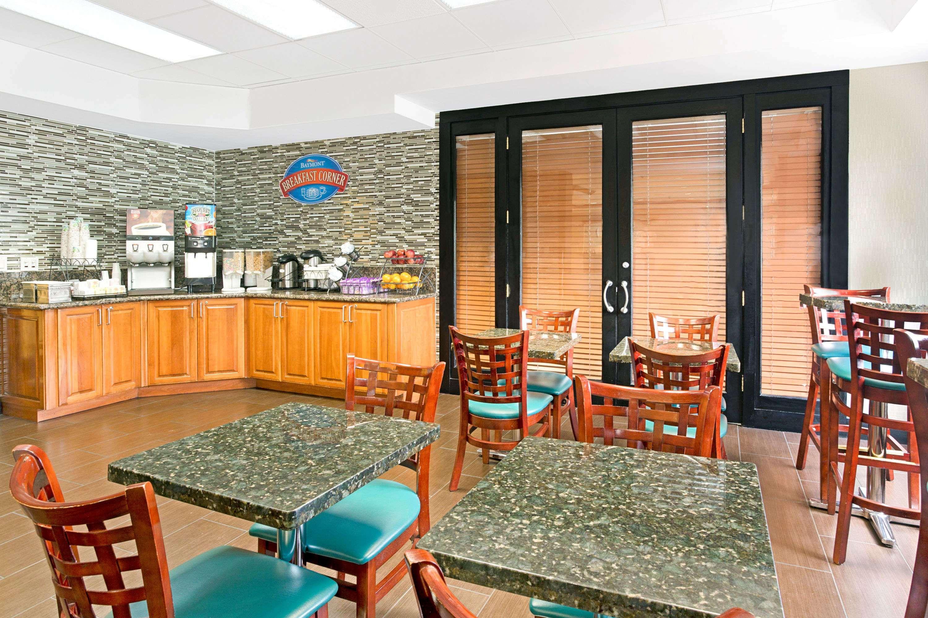 Hotel Spark By Hilton Miami Doral 3*