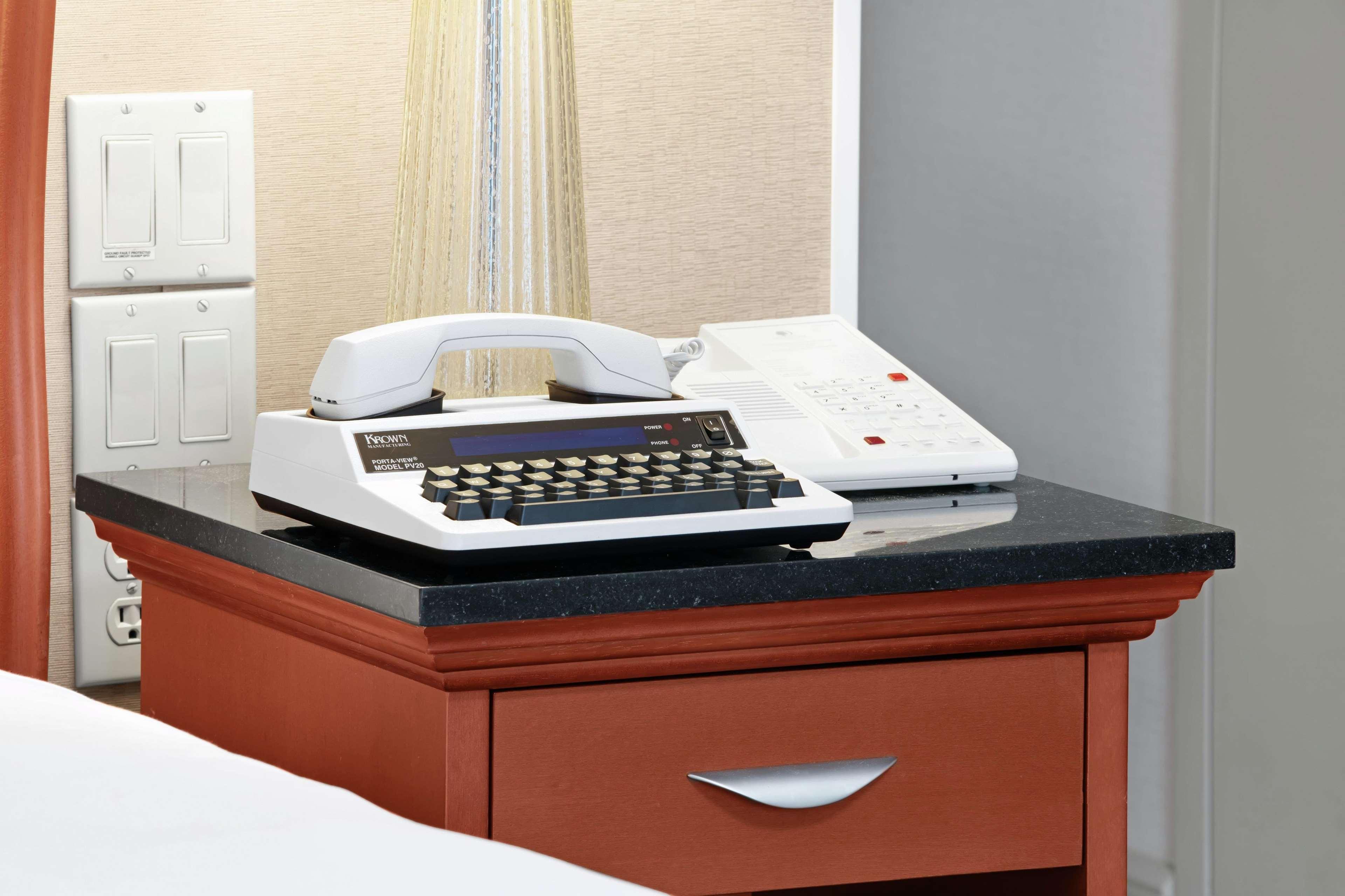 Doubletree By Hilton Miami Airport & Convention Center Hotel