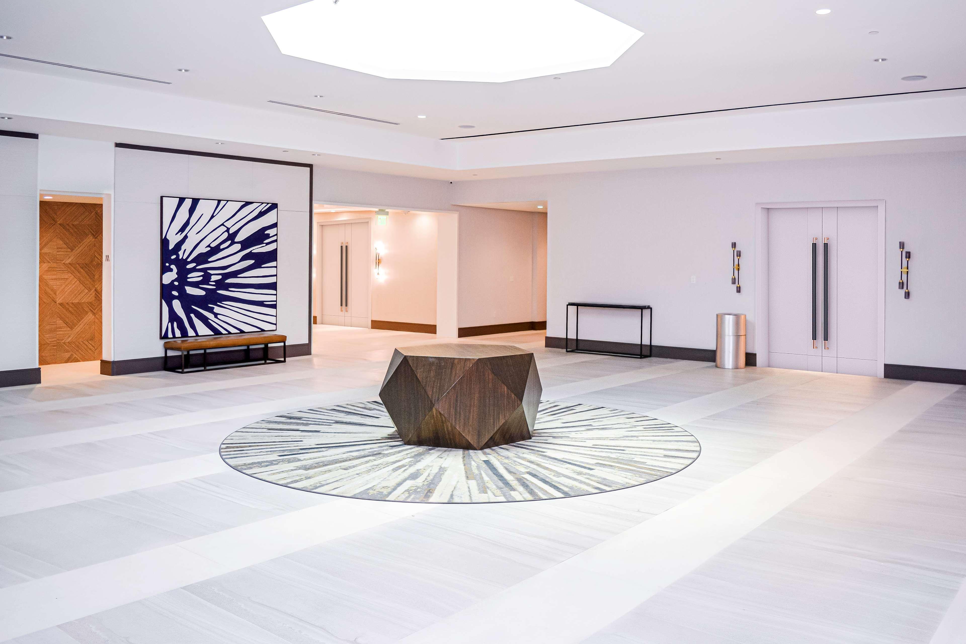 Hotel Doubletree By Hilton Miami Airport & Convention Center 4*