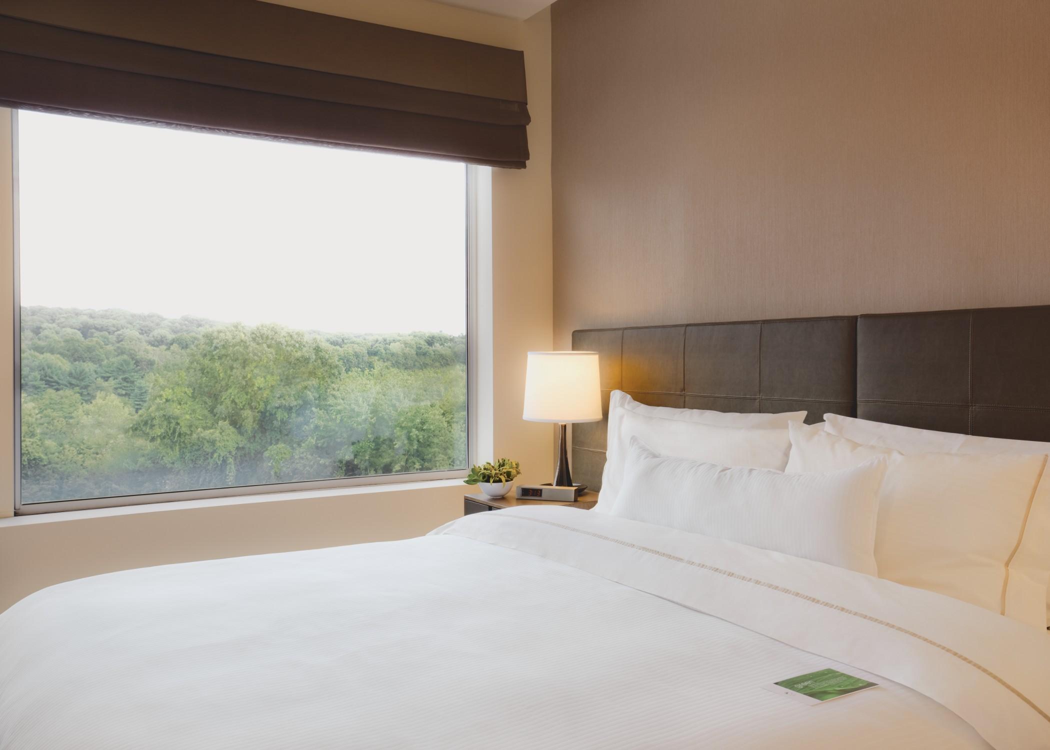 Hotel Element Miami International Airport 3*