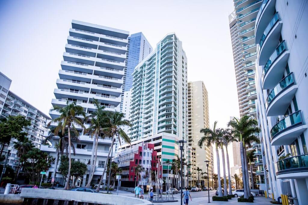 Gorgeous 2br In The Heart Of Brickell, Free Parking Apartment Miami