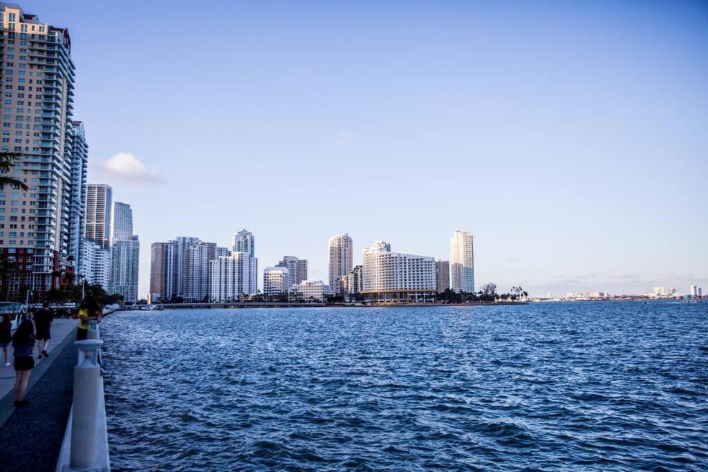 Gorgeous 2br In The Heart Of Brickell, Free Parking Apartment *