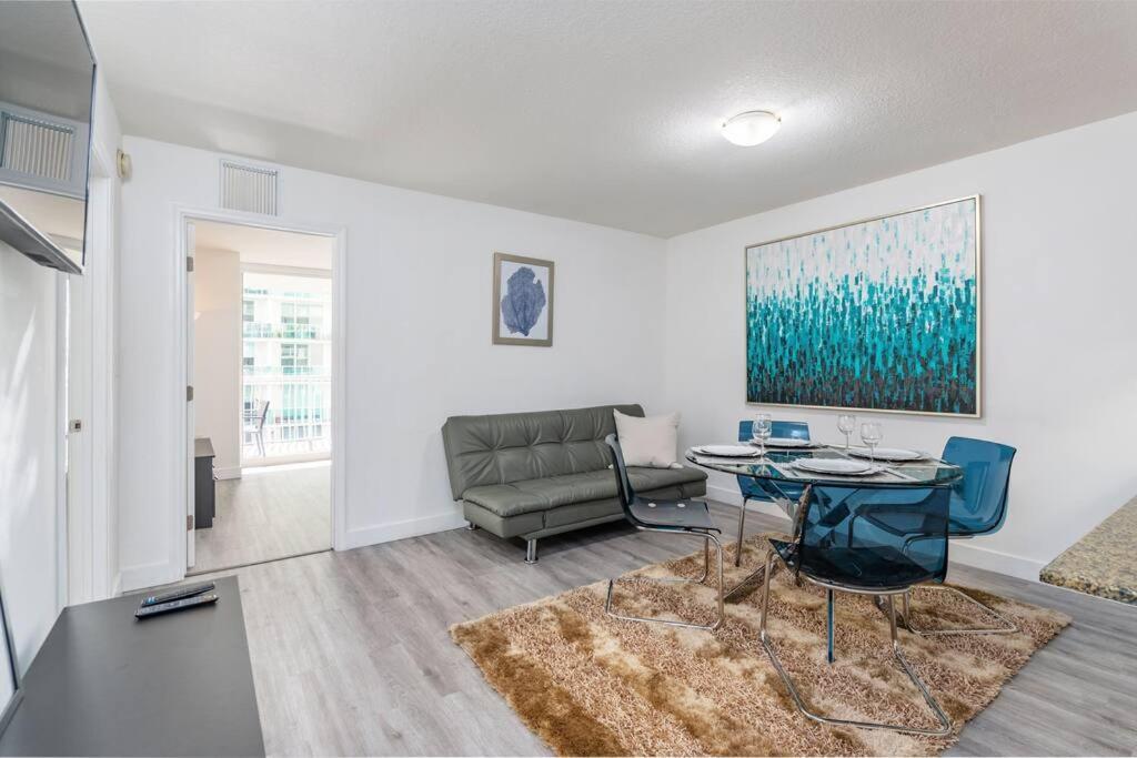Gorgeous 2br In The Heart Of Brickell, Free Parking Miami