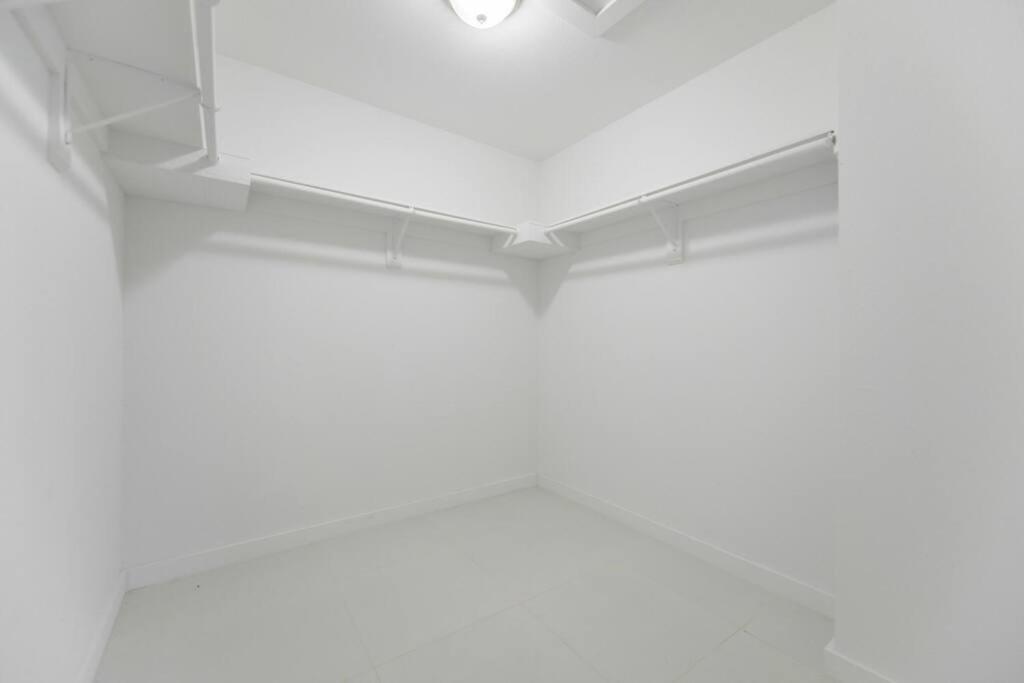 Wonderful Brand New Duplex 3 Bedroom 2,5 Bathrooms With Parking * Miami
