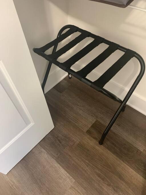 Sleeps 3, Cozy, Boho Style, In The Heart Of -free Parking
