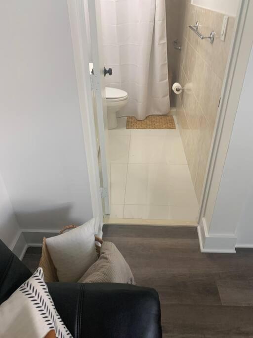 Sleeps 3, Cozy, Boho Style, In The Heart Of -free Parking * Miami