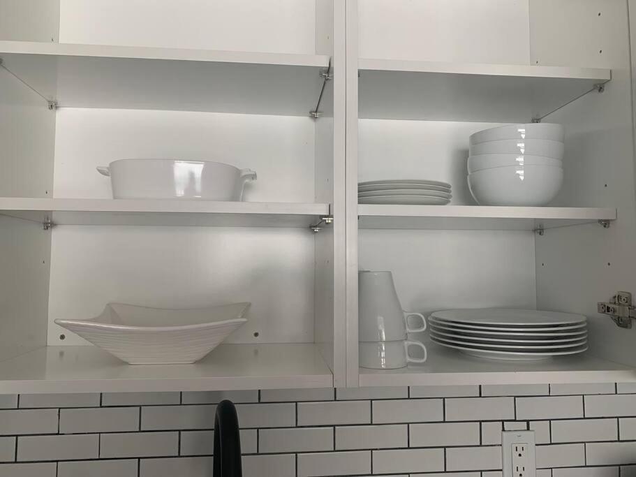 Sleeps 3, Cozy, Boho Style, In The Heart Of -free Parking * Miami