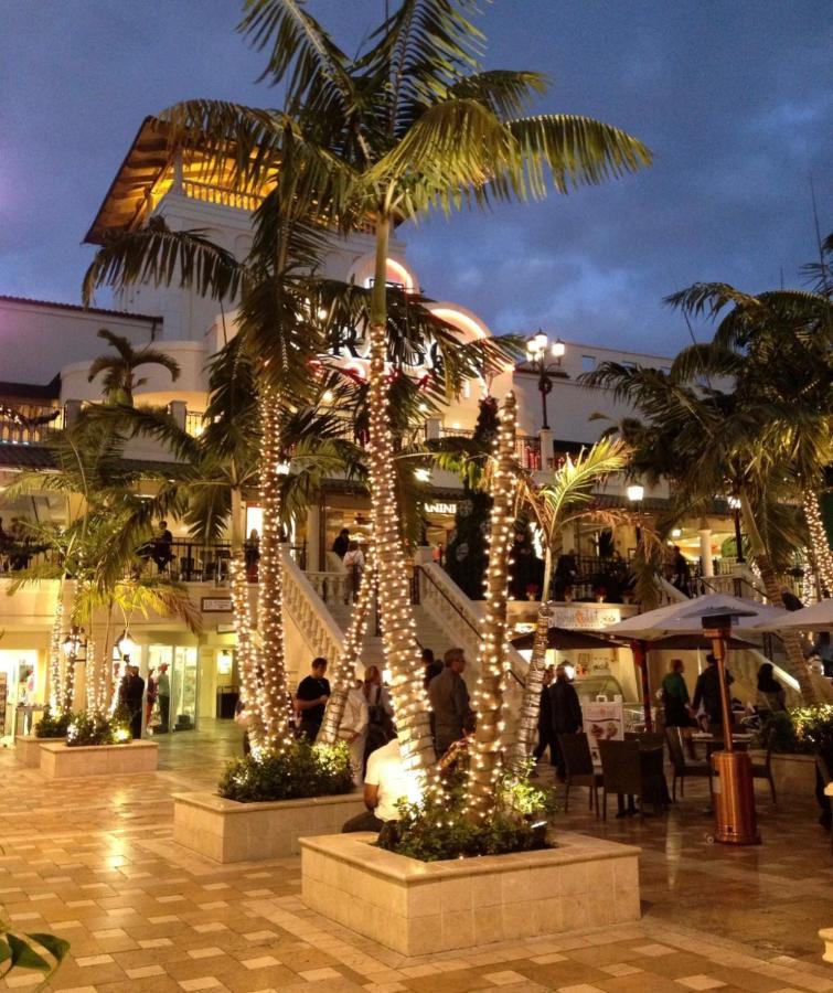 Coconut Grove Green Day's Apartment *