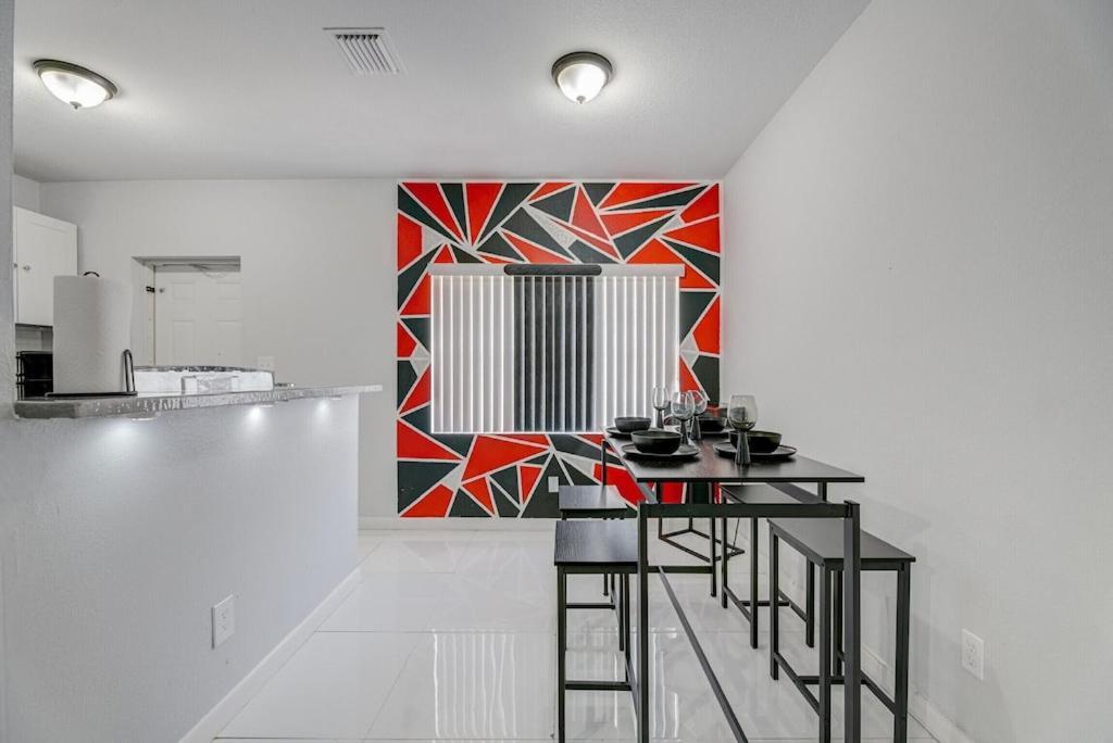 Apartment Deco Drive • Near Hard Rock Stadium • South • Wynwood *