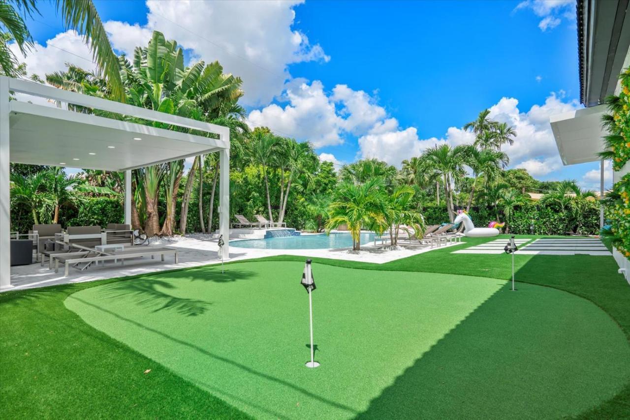 Villalee-jungle Palm Island White Marble Pool Area Holiday home *