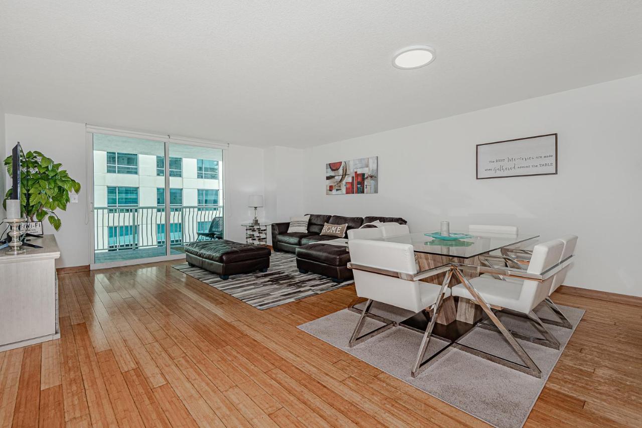 With & Ocean Views! Sleep Up To 6! * Miami